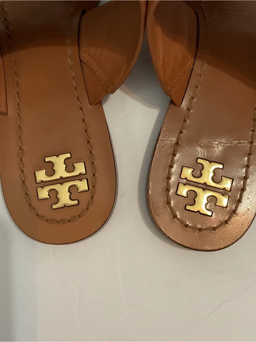 Tory Burch Patos Gold Disk Luxury Leather Top & Bottom Sandal Mou Cognac Brown 6